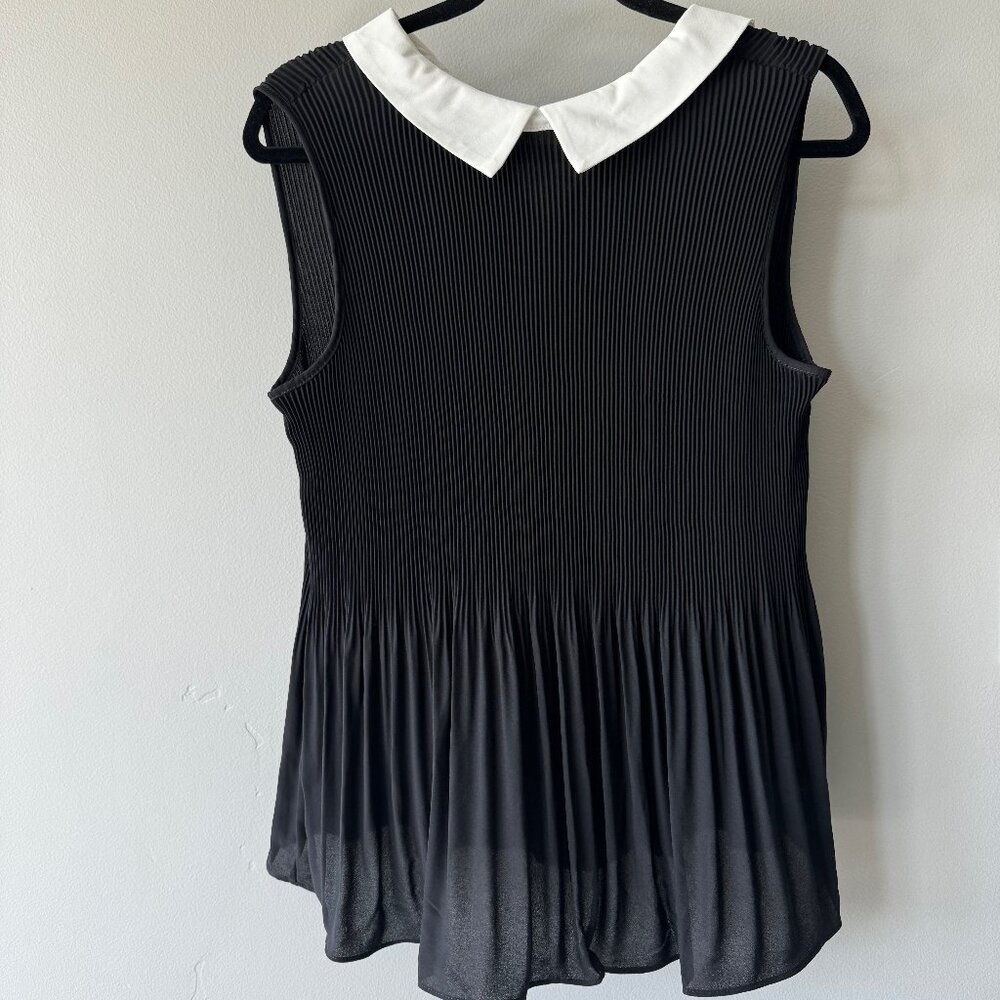Adrianna Papell Sleeveless Blouse Peter Pan Collar NWT L